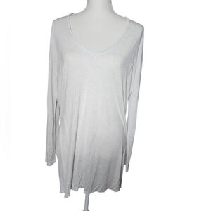 Wilfred‎ Free Lightweight Vneck Side Slit Long Sleeve Top Size Medium